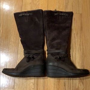 Ugg suede/leather fashion Boots Size 7